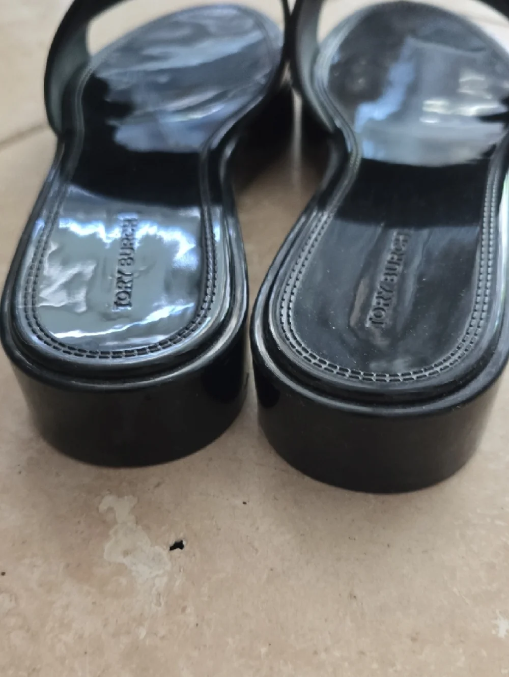 Tory Burch Black Patent Logo Slide Sandals SZ 8M - Picture 7 of 8